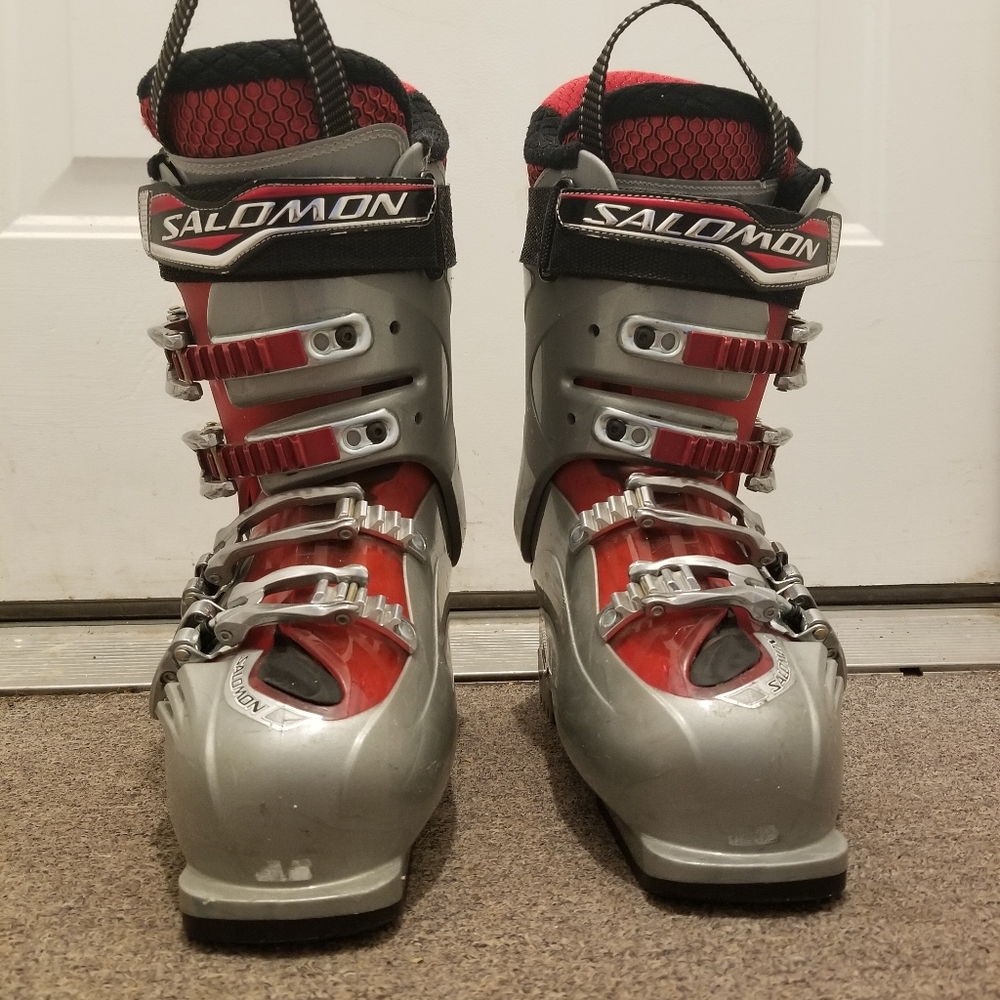 Solomon Mission 880 Ski Boots